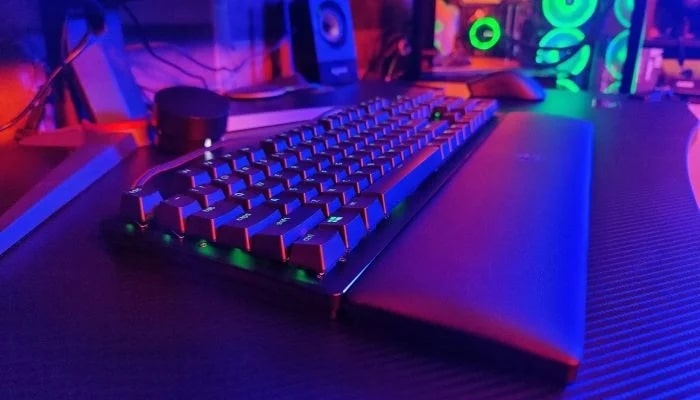 Razer Huntsman V2 Optical Gaming Keyboard Review